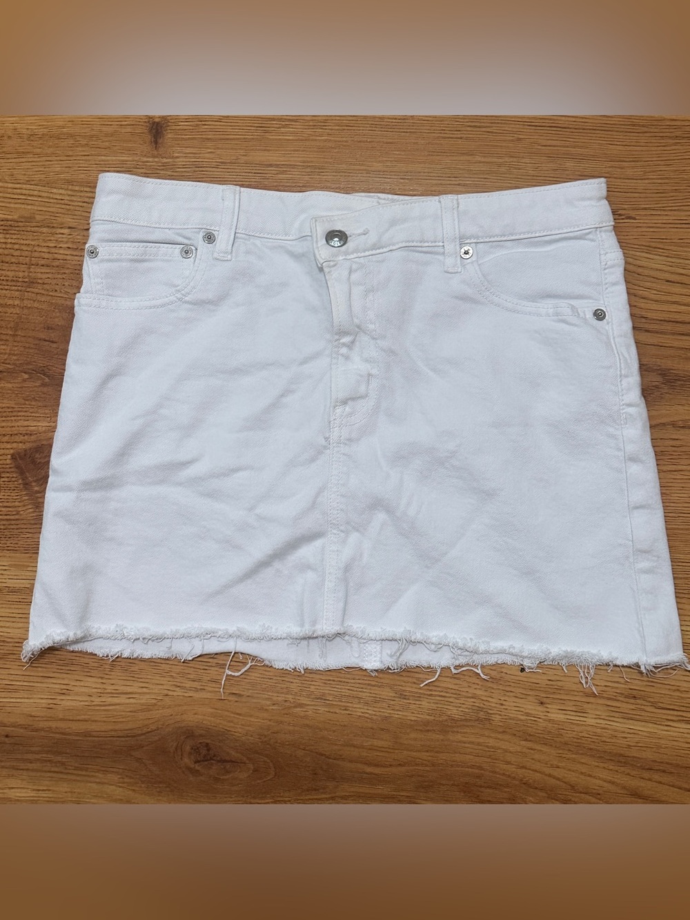 American Eagle White Stretch Denim Raw Hem Mini Skirt Women’s M